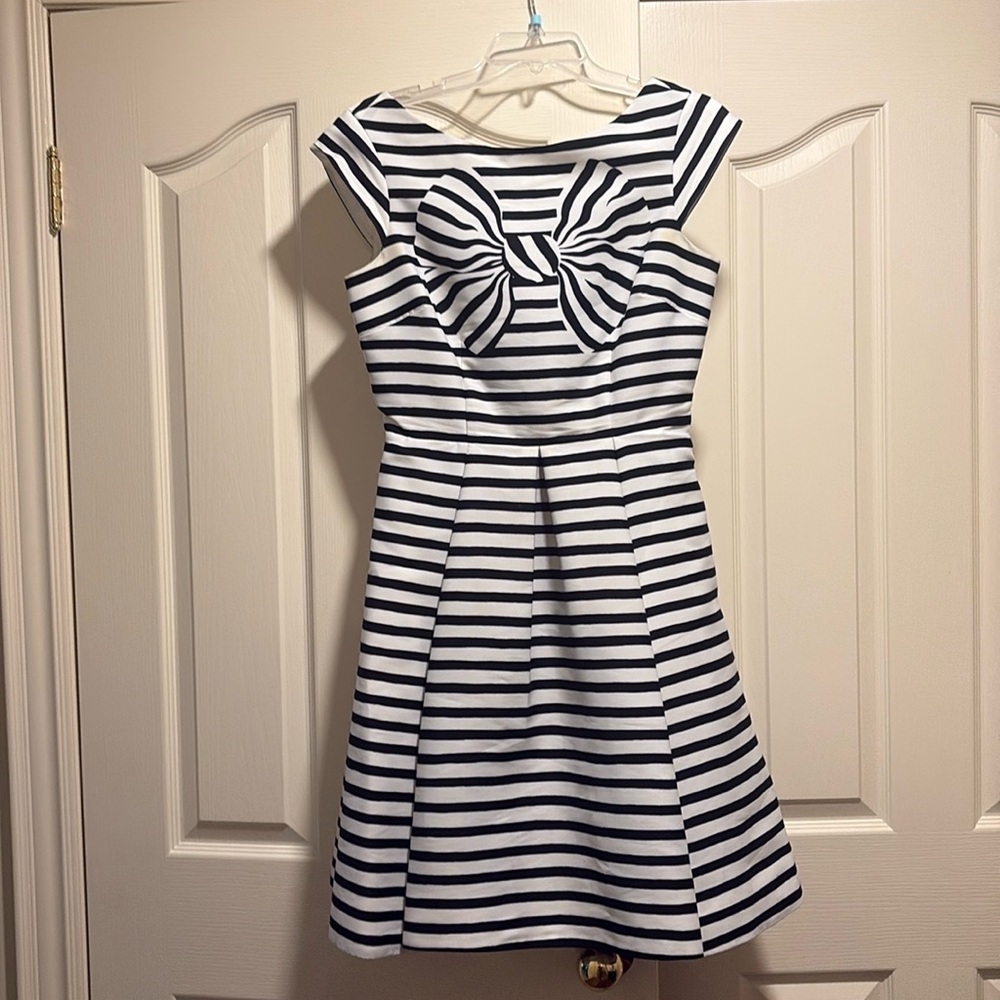 Super cute Kate spade dress
